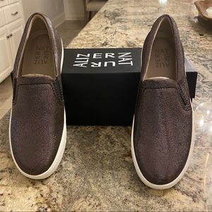 Naturalizer - Marianne - Deep Silver Espadrilles